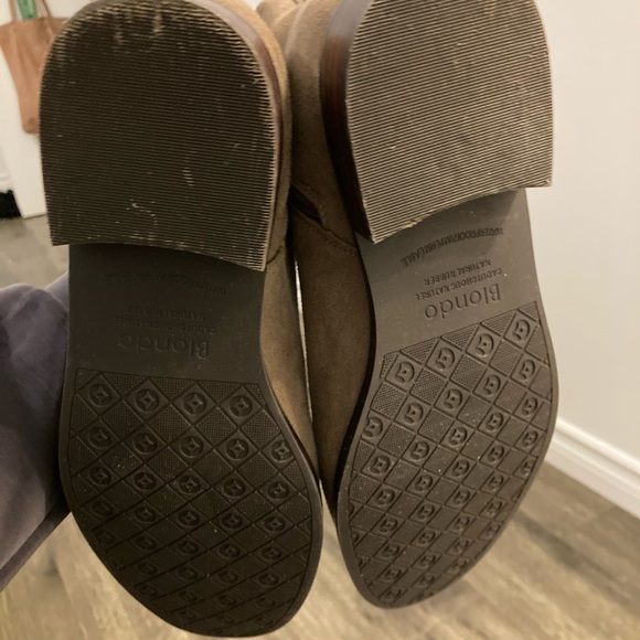 Women's Taupe Ankle Boots - Picture 4 of 4